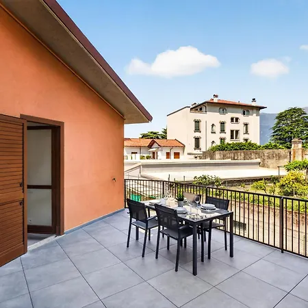 Exclusive - Parking - View Vila
