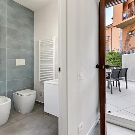 Exclusive - Parking - View Vila