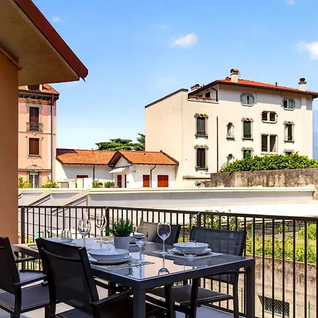 Vila Exclusive - Parking - View *