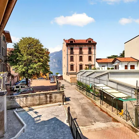 Vila Exclusive - Parking - View